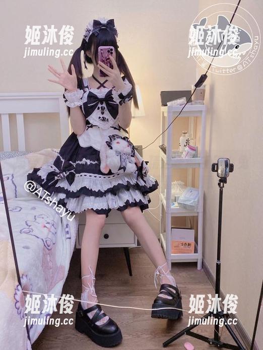 AT鲨 感受AT鲨的摄影魅力:精选圣诞反差小兔,让节日写真充满惊喜与创意