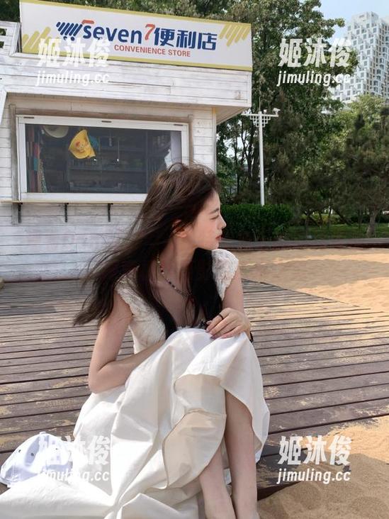 观看Dami(퀸다미)独特视角下的肉丝作品，探索极致摄影的艺术之美