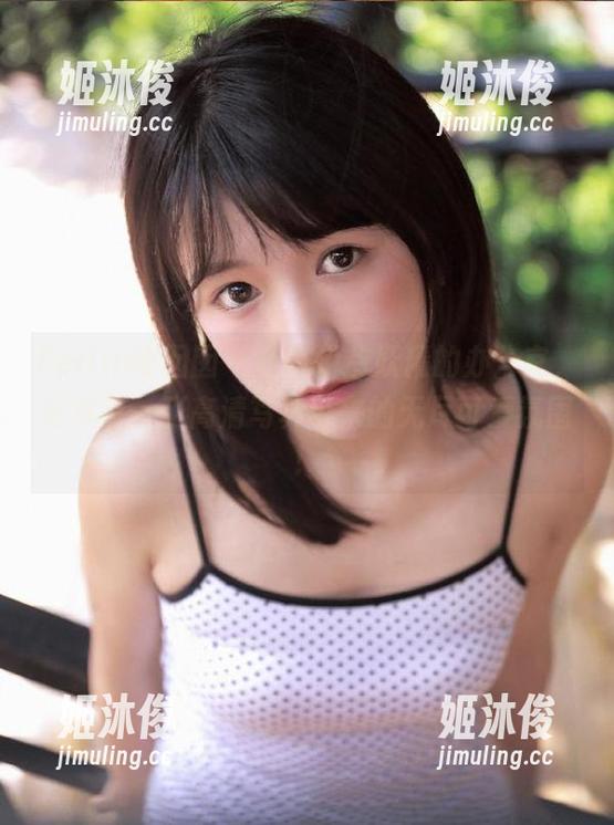 Feilin嗲囡囡 - 走进悦爷妖精的办公室，分享每一张高清写真带来的无尽可爱氛围！