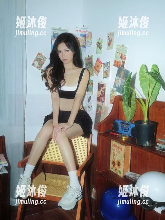 GIRLT果团网-蜜桃Q妹儿 GIRLT果团网 - 蜜桃Q妹儿献上女神级写真,图包中蕴含无限诱惑与美丽!