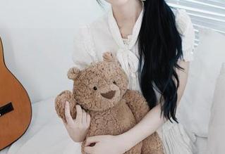 感受青春的脉搏，GMS(고말숙)校服套图分享，带你回到那些难忘的校园时光，一起来吧！