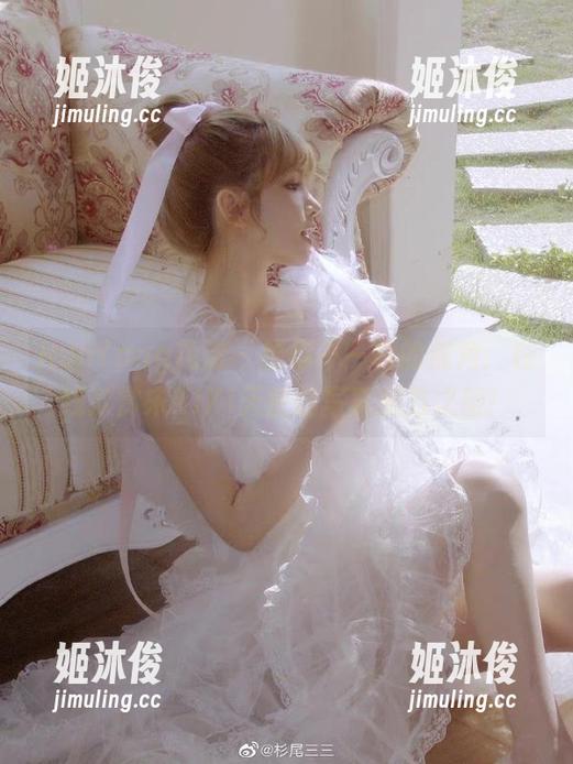 HuaYang花漾-宋KiKi HuaYang花漾 - 给你不一样的视角:在线欣赏宋KiKi天使的写真魅力之旅!