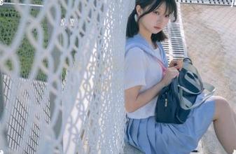 HuaYang花漾 – 尤妮丝egg甜心写真美图更新，带你感受春日的温暖与浪漫！
