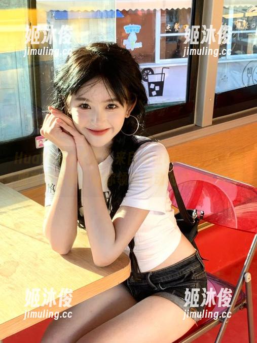 HuaYang花漾-葛征Model HuaYang花漾 - 来自葛征Model的体操服套图分享,让你领略舞动的魅力与风采