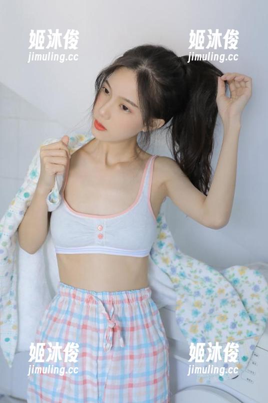 IMiss爱蜜社-萌汉药baby IMiss爱蜜社 - 在线查看萌汉药baby的浴缸写真,感受美图带来的温暖与魅力!