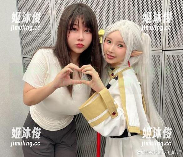 KANEKO咔喵 观看KANEKO咔喵的新作:濑明日奈同人女仆图包,让你的荷尔蒙瞬间沸腾!