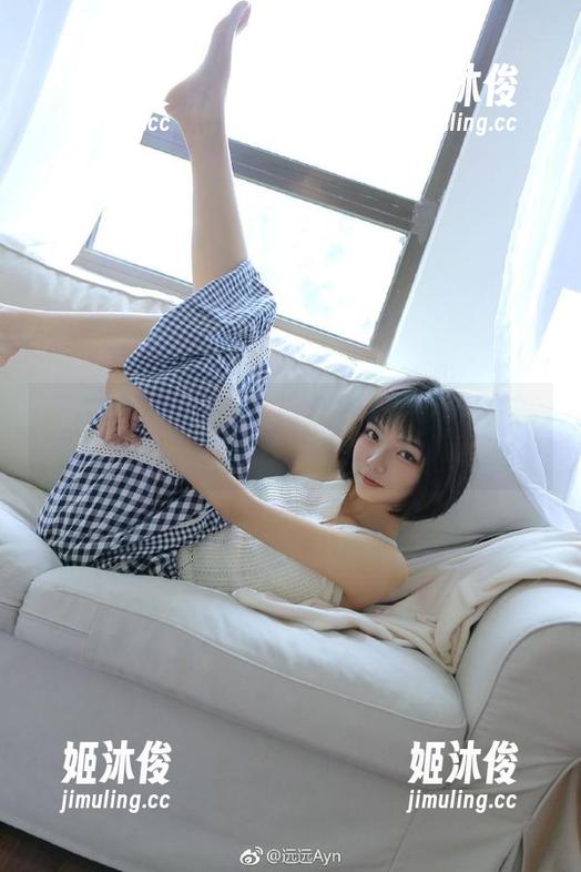 KuukoW 为爱而生:KuukoW的纯爱Ame高清写真展现纯粹之美