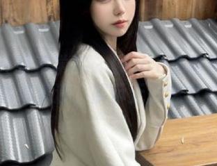 MFStar模范学院 – Laura苏雨彤的美脚写真高清资源，展示无限魅力与风情