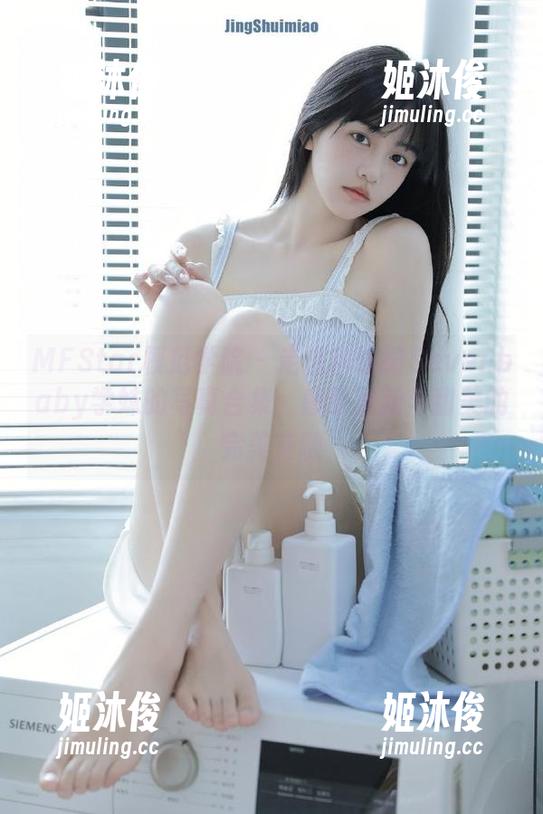 MFStar模范学院-柳侑绮Sevenbaby MFStar模范学院 - 走进柳侑绮Sevenbaby学妹的写真合集,感受清新与甜美的完美交融