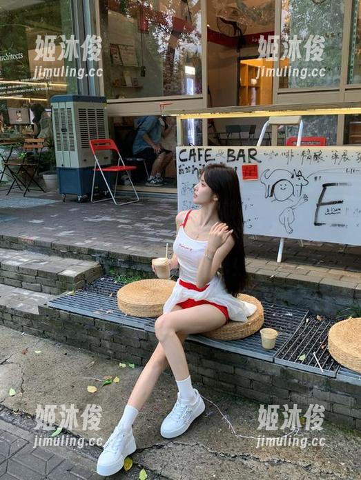 MiStar魅妍社-小狐狸Kathryn MiStar魅妍社 - 值得期待的小狐狸Kathryn最新礼服写真合集,创造属于她的时尚传奇与个性印记!