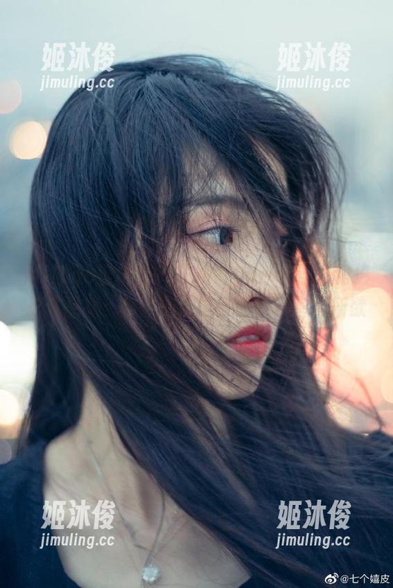 MiiTao蜜桃社-王婉悠Queen MiiTao蜜桃社 - 王婉悠Queen连衣裙摄影作品集:每一刻都能轻松下载随心所欲
