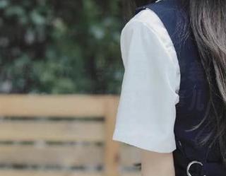 MiiTao蜜桃社 – 学妹写真逆袭：豆瓣酱的美图与背后那些事儿