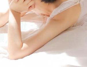 MiiTao蜜桃社 – 陆萱萱Cecilia御姐写真作品集，原图呈现她的魅惑与个性之美