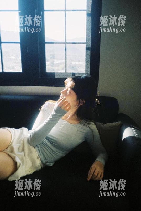 MyGirl美媛馆-Carina梦绮 MyGirl美媛馆 - 超级可爱!Carina梦绮最新写真更新,感受“死库水”的甜蜜气息!