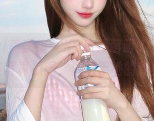 MyGirl美媛馆 – K8傲娇萌萌Vivian最新清纯写真原图，沉醉于她的甜美笑容