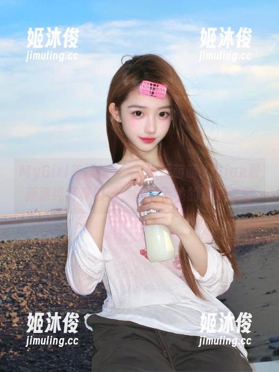 MyGirl美媛馆-K8傲娇萌萌Vivian MyGirl美媛馆 - K8傲娇萌萌Vivian最新清纯写真原图,沉醉于她的甜美笑容