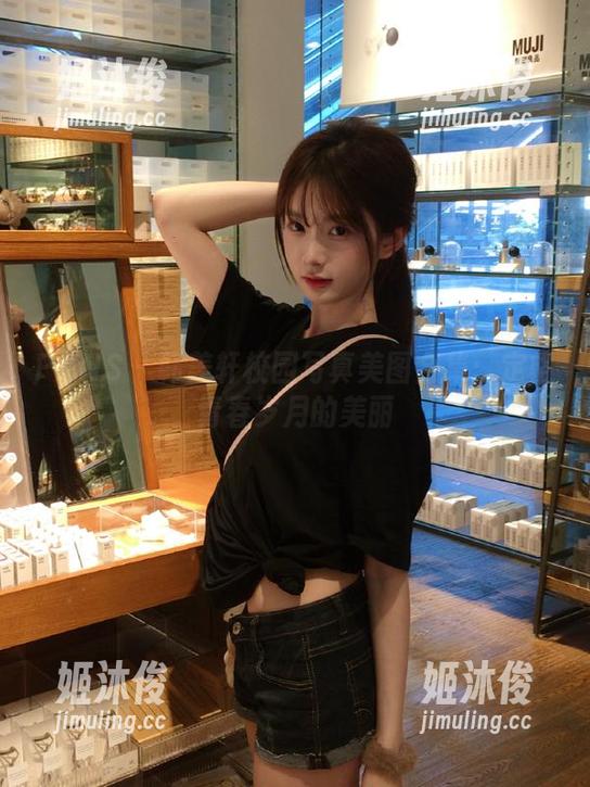 PANS-韩美轩 PANS - 韩美轩校园写真美图合集:定格青春岁月的美丽