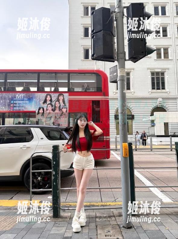 QingDouKe青豆客-娜依灵儿 QingDouKe青豆客 - 娜依灵儿双人写真全集:让时光静止在这一刻的甜美与欢笑!