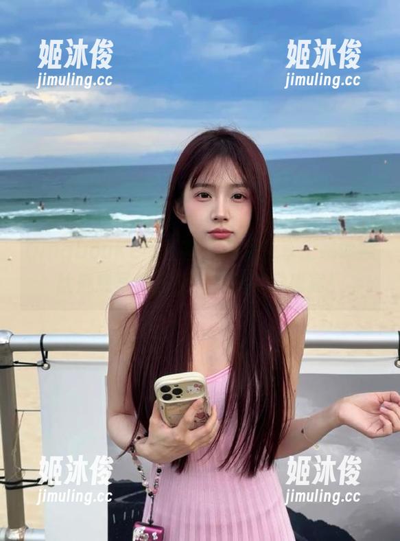 QingDouKe青豆客-王婉悠 QingDouKe青豆客 - 免费分享王婉悠黑丝魅惑写真图集,尽享视觉盛宴!