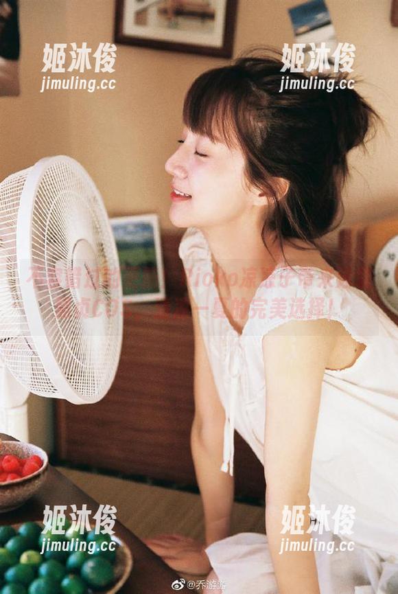 Rioko凉凉子 不容错过的更新!Rioko凉凉子带来泳装黑贞COS,清凉一夏的完美选择!