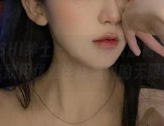 SHENSHI绅士 – 探索免费旗袍写真合集，李欣用优雅诠释美丽的无限可能
