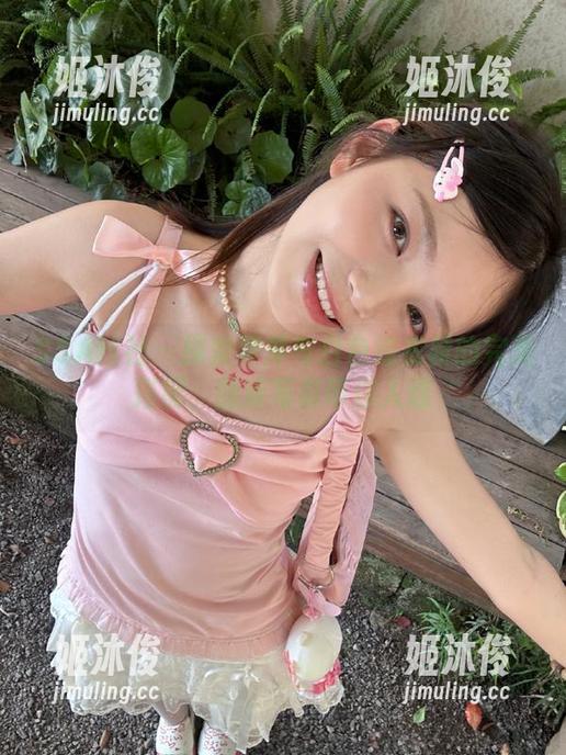 SSA丝社-萍萍 SSA丝社 - 探索萍萍与白色连衣裙的完美搭配,图库写真带你入迷