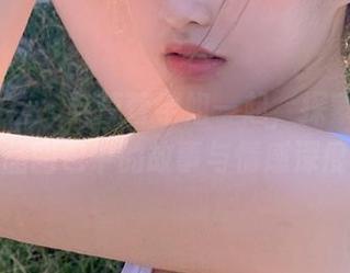 SSA丝社 – 与萱萱学姐一起，探索写真作品图包中的故事与情感深度