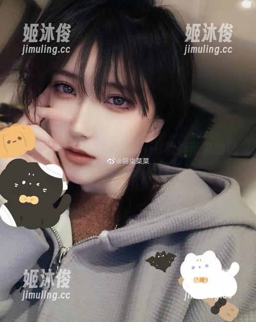 Sakiiii翎柒 深入恶魔的幻想,Sakiiii翎柒带来的精彩cos图片回顾与解析!