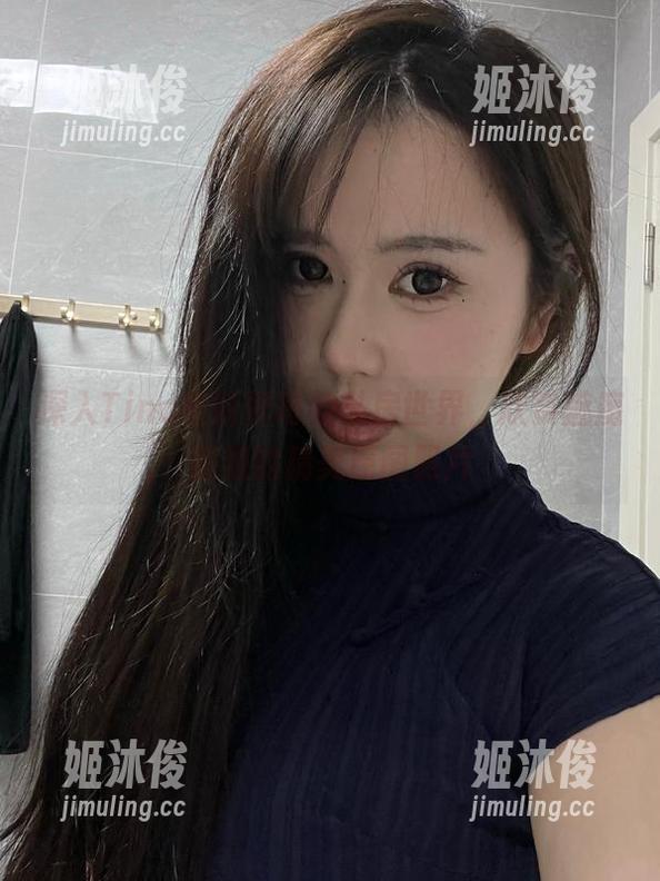 Tina很妖孽呀 深入Tina很妖孽呀的私房世界,欣赏魅魔姐姐的精美原图照片