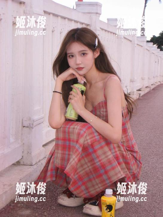 TouTiao头条女神-大蜜蜜 TouTiao头条女神 - 最新图集更新,大蜜蜜火热双马尾造型释放无限甜美,带你进入她的美丽世界!
