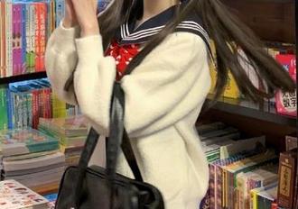 TouTiao头条女神 – 在镜头中遇见未知的自己，下载《莫小希妹妹》作品集，感悟生活的美好！