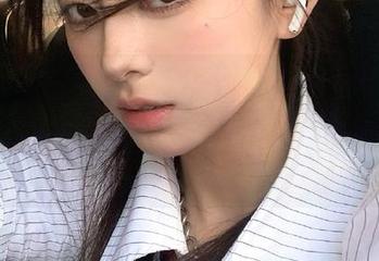 UGirls尤果网 – 与众不同的“K8傲娇萌萌”御姐风情，精彩套图下载，带你领略非凡的视觉盛宴！
