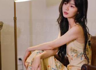 UGirls尤果网 – 免费下载乔依琳的可爱写真资源，唤醒你心中的软萌少女！