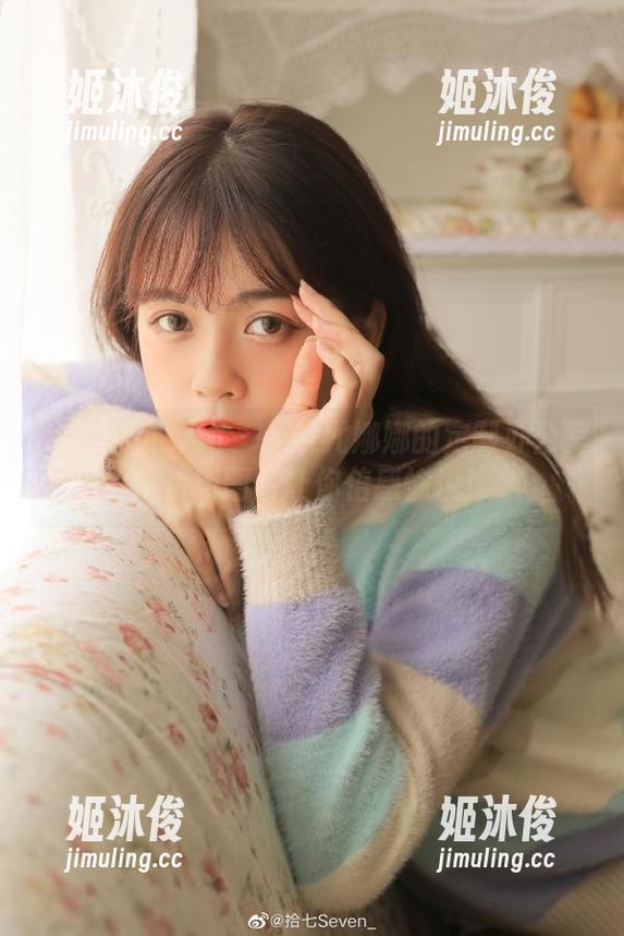 UGirls尤果网-尤娜娜 UGirls尤果网 - 走进尤娜娜的定制办公室,清新图片让你倍感愉悦!