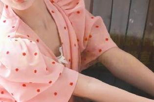 UGirls尤果网 – 不容错过的徐梓伊美腿写真，观看真材实料的视觉享受