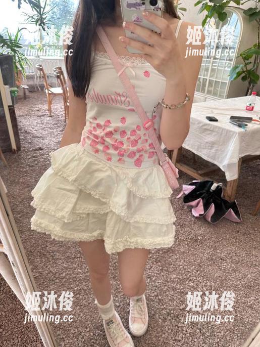 UGirls尤果网-陈七七 UGirls尤果网 - 独特魅力的高清原图,揭开陈七七黑丝写真背后的故事与风格