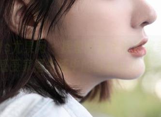 UGirls尤果网 – 探索陈雅漫的居家美图合集，感受家居生活中的静谧与优雅之美！