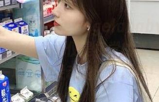UGirls尤果网 – 飞Angelababy的私拍之旅：修女作品不仅是视觉的盛宴，更是一场深入灵魂的艺术探索！