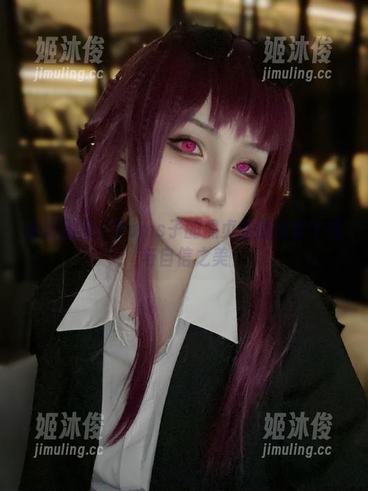 Vams子 高清图库:Vams子的黑贞作品诠释个性与自信之美