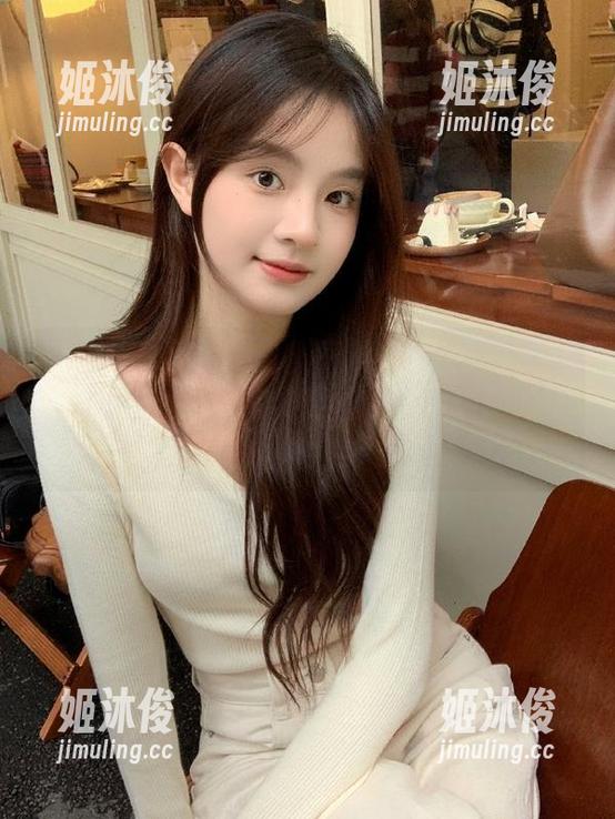 XIAOYU语画界-乔漫妮mina XIAOYU语画界 - 从不羡慕兔女郎的乔漫妮mina:真是有样学样,还不入库的写真图库!