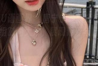 XIAOYU语画界 – 唐宁宁最新短裙写真图片，一组时尚大片，展现青春与自由的精神！