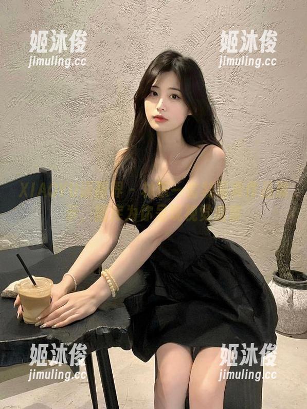XIAOYU语画界-林乐一 XIAOYU语画界 - 林乐一套装写真作品展示,图库为你呈现视觉盛宴