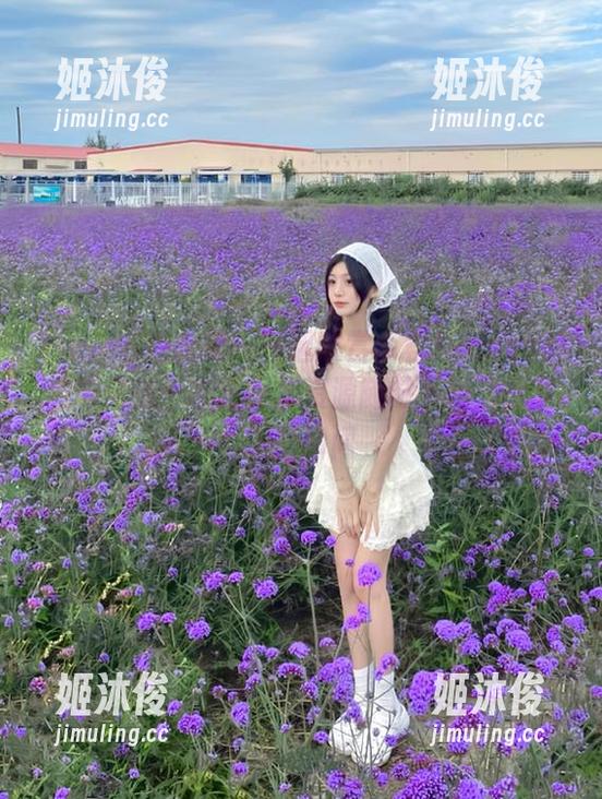 Xiuren秀人网-卓君Jeanes Xiuren秀人网 - 一起欣赏卓君Jeanes的和服风情:丰富图库资源随时下载,尽享美丽瞬间