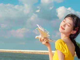 Xiuren秀人网 – 原图盛宴：分享周思乔Betty女神的最新写真，双倍美丽与风情