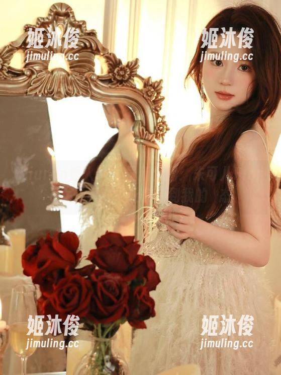 Xiuren秀人网-朱可儿Flora Xiuren秀人网 - 最新套图:朱可儿Flora女仆风格,让你看到我的囧态