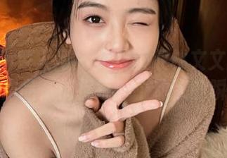 Xiuren秀人网 – 免费获取林文文的学妹写真作品，捕捉每一个动人的瞬间！