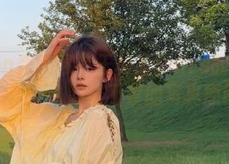 Xiuren秀人网 – 王梓童Doirs的女仆角色：一组让人忍俊不禁的写真原图合集