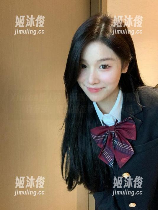 Xiuren秀人网-瑞瑞ruirui Xiuren秀人网 - 瑞瑞ruirui白裙高清写真分享,细腻捕捉每个动人瞬间