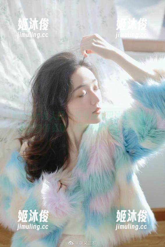 Xiuren秀人网-田冰冰 Xiuren秀人网 - 在线探索田冰冰的美腿黑丝独特资源,发掘她的个性与风格