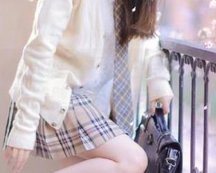 Xiuren秀人网 – 探索白诗雅的吊带风格合集，精美壁纸带你走进她的世界！